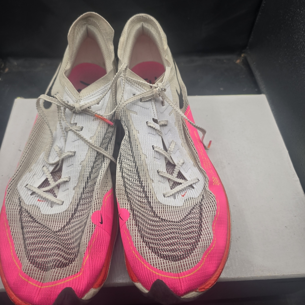Nike Women's Athletic Shoes - Pink and Gray
